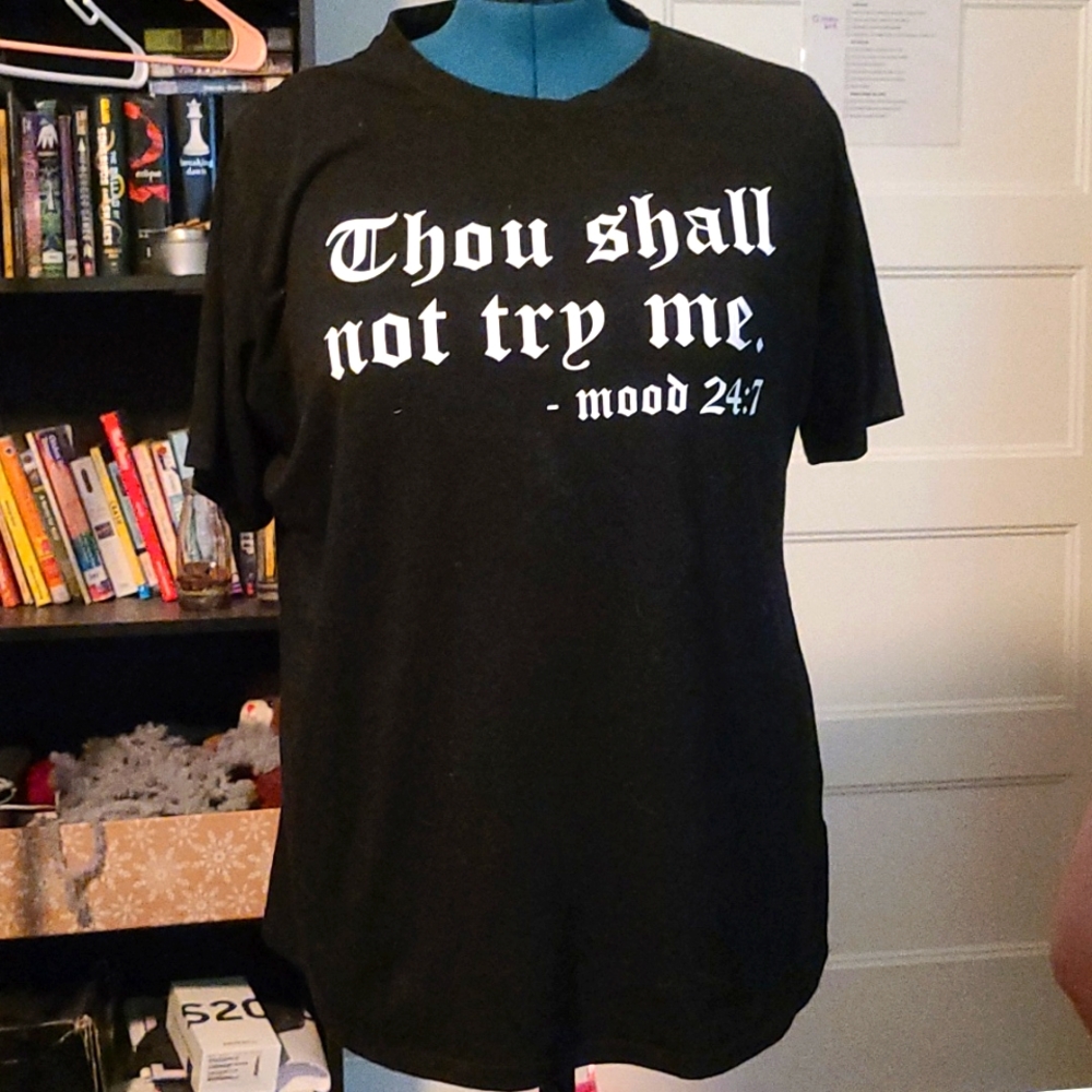 Tee shirt